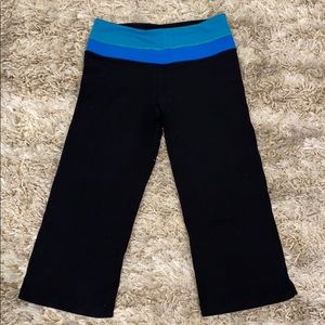 Lululemon Cropped Yoga Pants